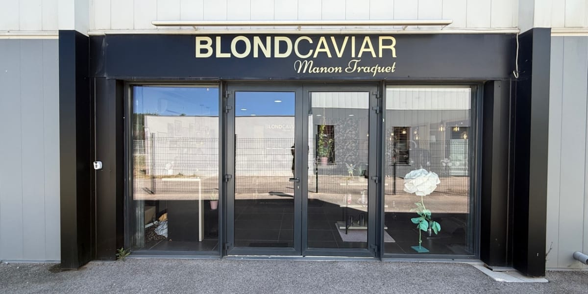 Blond Caviar - Coiffure Saint-Mitre-les-Remparts - Photo de couverture - OneBooking