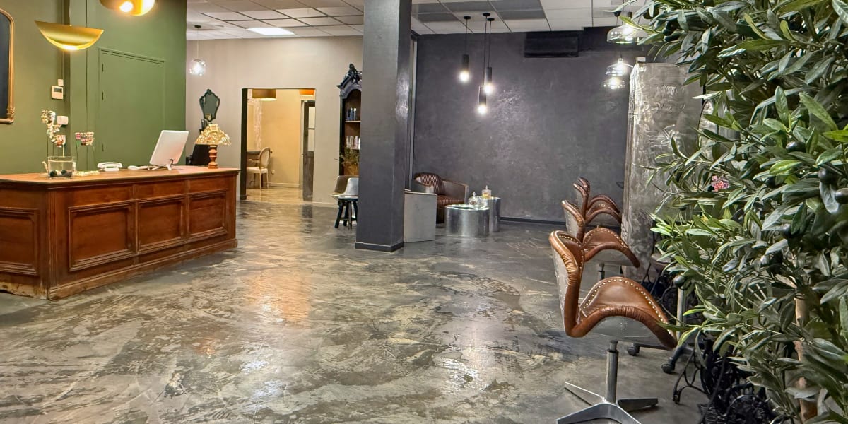 Kevin Girard - Coiffure Saumur - Photo de couverture - OneBooking