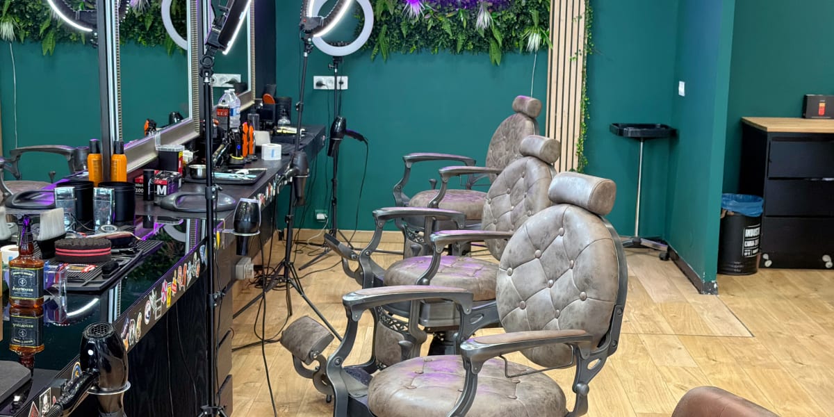 JR Barber - Barbier Toulouse - Photo de couverture - OneBooking