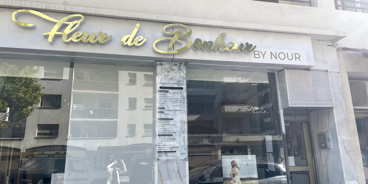 Fleur de bonheur - Coiffure Nice - Photo de couverture - OneBooking