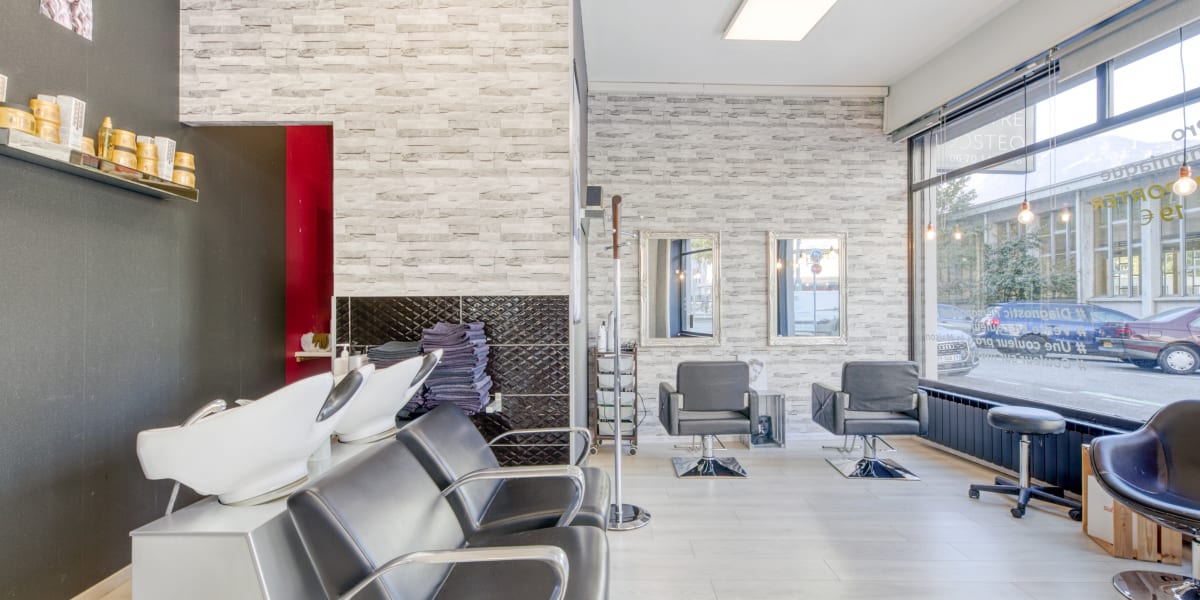 Elle et Lui Le Bar à Couleurs - Coiffure Grenoble - Photo de couverture - OneBooking
