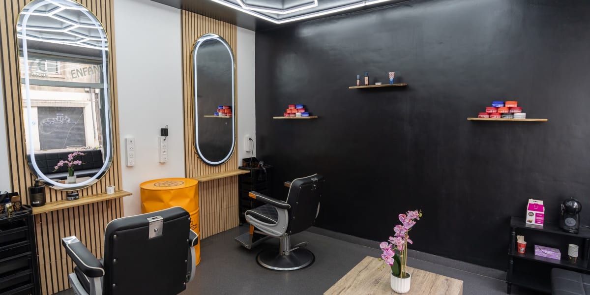 Barber Nj shop - Coiffure Chartrons - Barbier Bordeaux - Photo de couverture - OneBooking