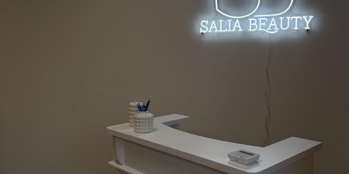 Salia Beauty - Sourcils & cils Corbeil-Essonnes - Photo de couverture - OneBooking