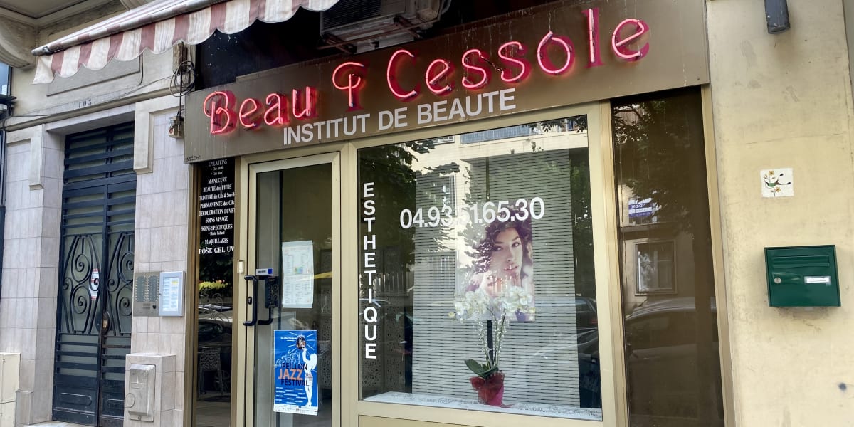 Beau T Cessole - Sourcils & cils Nice - Photo de couverture - OneBooking
