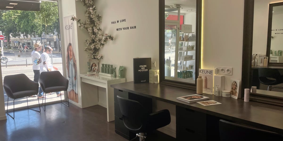 Axelle Brosse Hair Artist - Coiffure Saint-Étienne - Photo de couverture - OneBooking