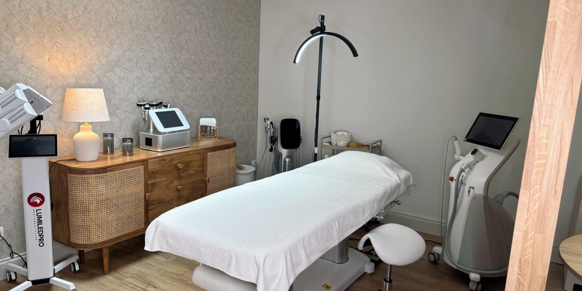 MELITYS - LASER - LED - HYDRALIFT - RADIOFREQUENCE - Institut de beauté Montbrison - Photo de couverture - OneBooking