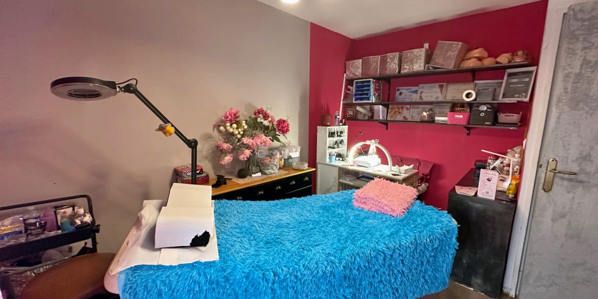 Exten’cils - Sourcils & cils Saint-Quentin - Photo de couverture - OneBooking