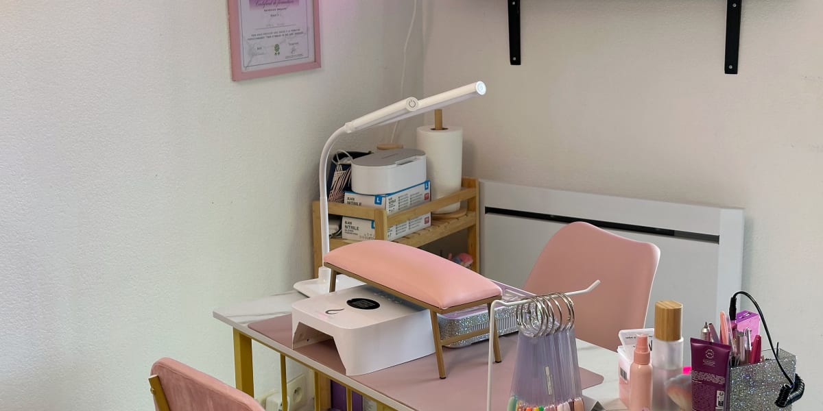 Petit bout dnails - Onglerie Valence - Photo de couverture - OneBooking