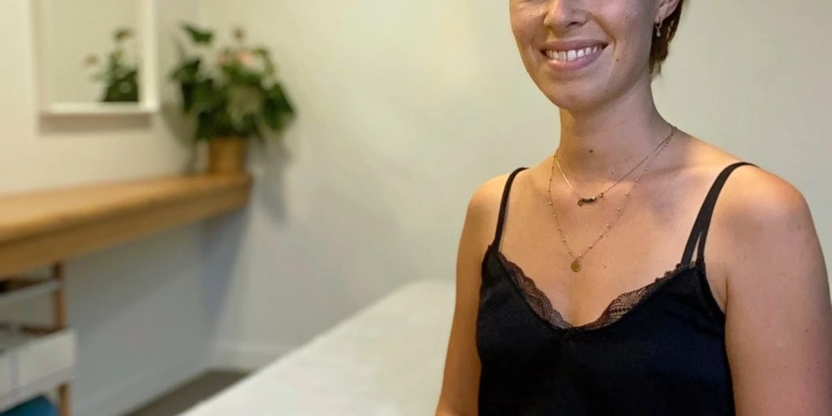 Julie Chambon Renata - Massage Clermont-Ferrand - Photo de couverture - OneBooking