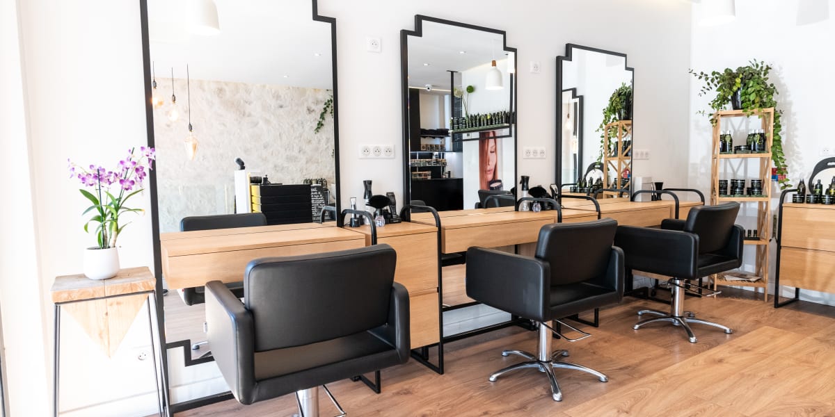 L'instant du cheveu - Coiffure Le Cannet - Photo de couverture - OneBooking
