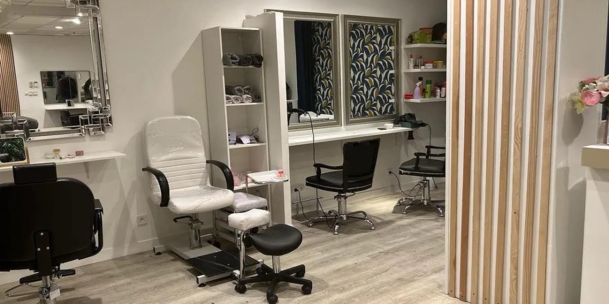 Beauty Full - Onglerie Courbevoie - Photo de couverture - OneBooking