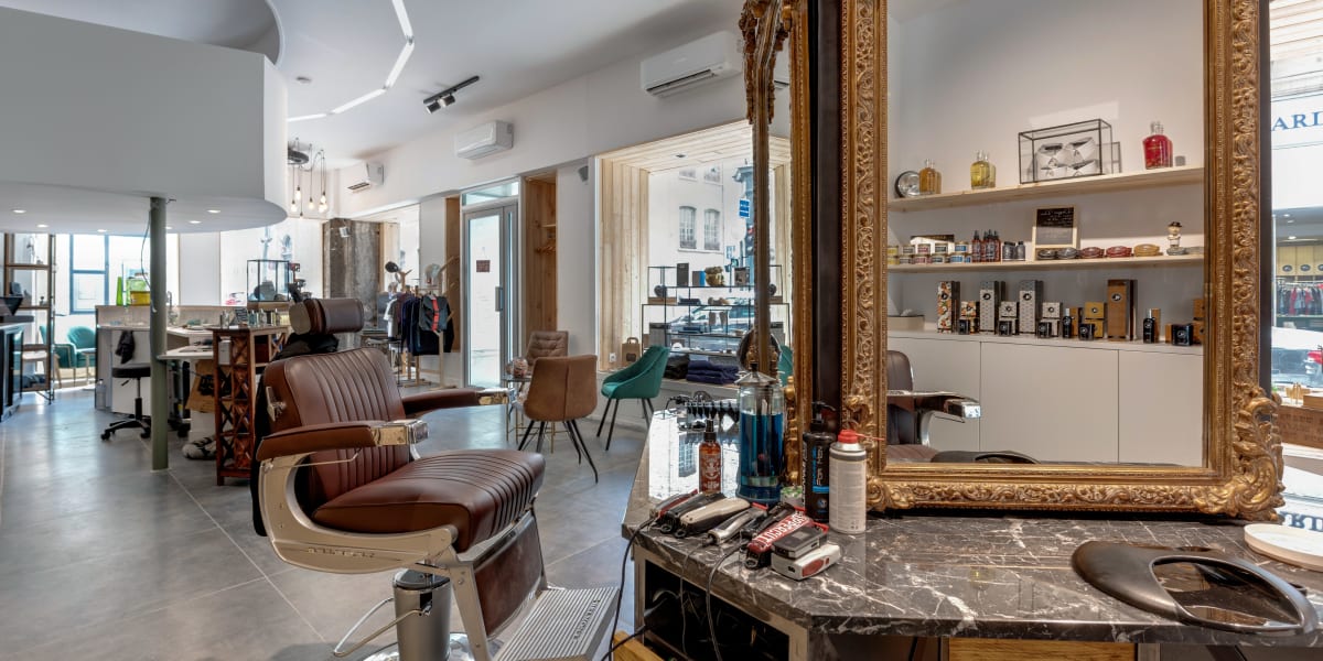 La Fabrique - Barbier Lyon - Photo de couverture - OneBooking