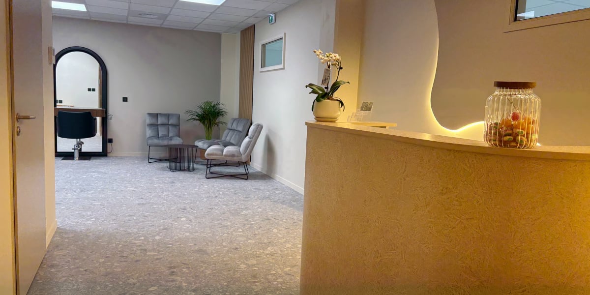 Studio 55 - Coiffure Nîmes - Photo de couverture - OneBooking