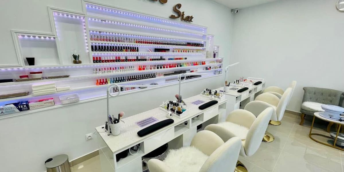 Nails Star - Sourcils & cils Neuilly-sur-Seine - Photo de couverture - OneBooking