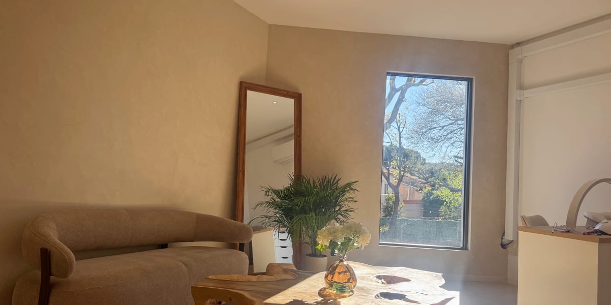 La Maison de Beauté Vanessa - Sourcils & cils La Seyne-sur-Mer - Photo de couverture - OneBooking