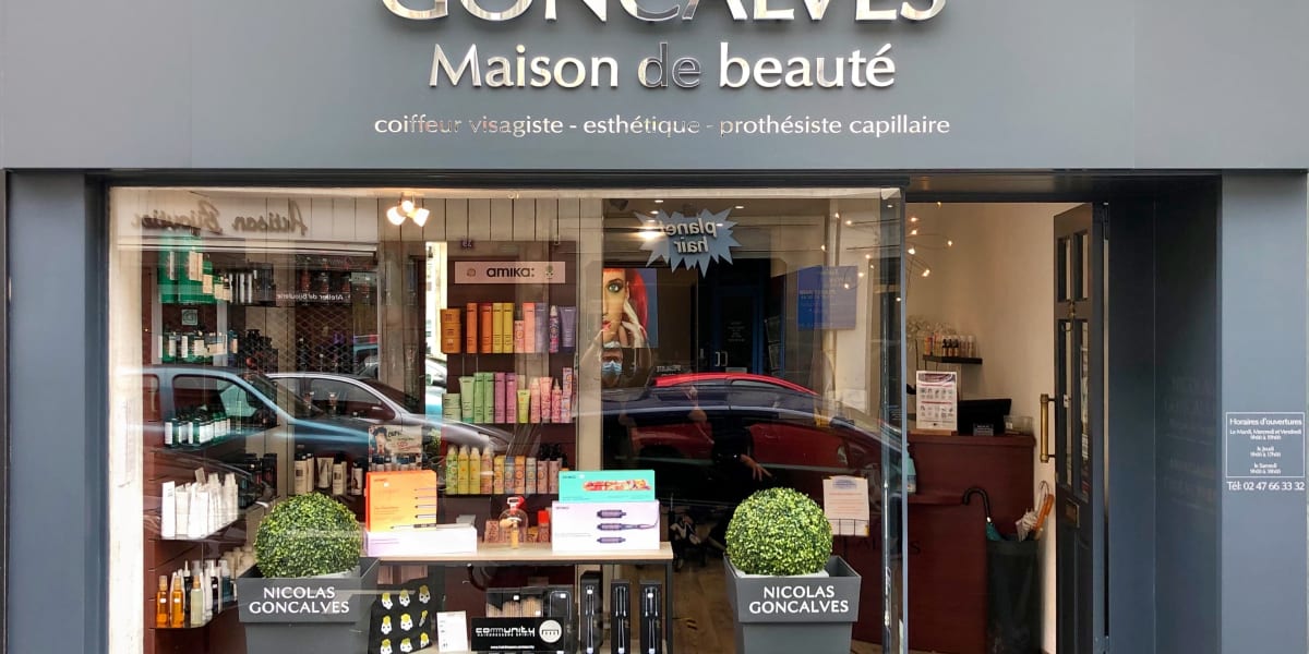 Nicolas Gonçalves - Onglerie Tours          (AGR  37262086) - Photo de couverture - OneBooking