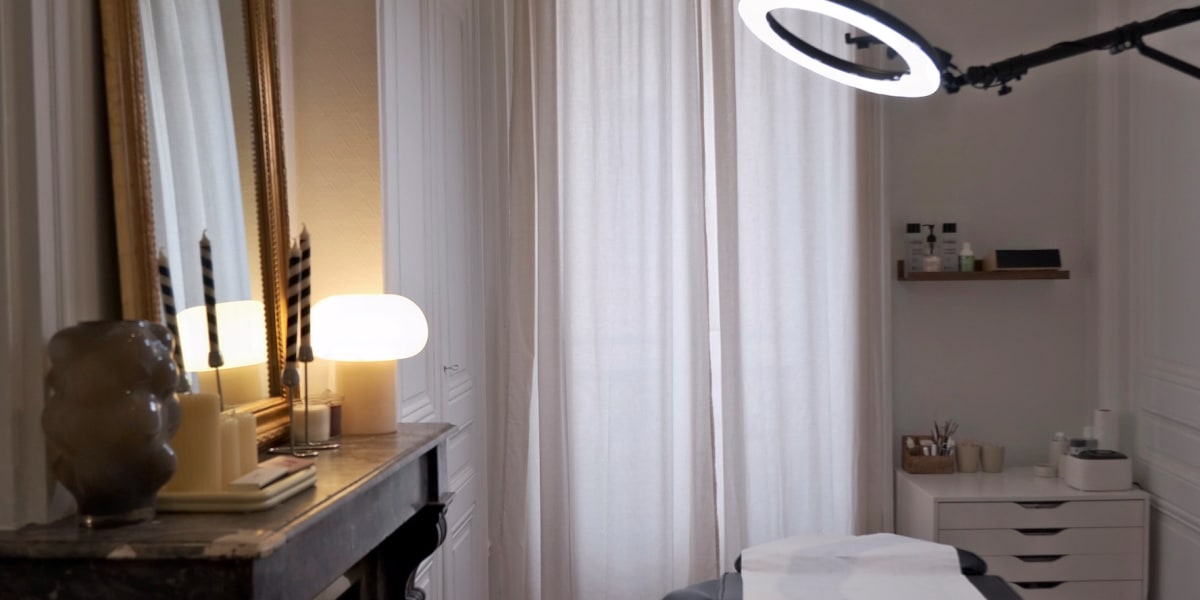 Atelier Vingt Cinq - Sourcils & cils Lyon - Photo de couverture - OneBooking