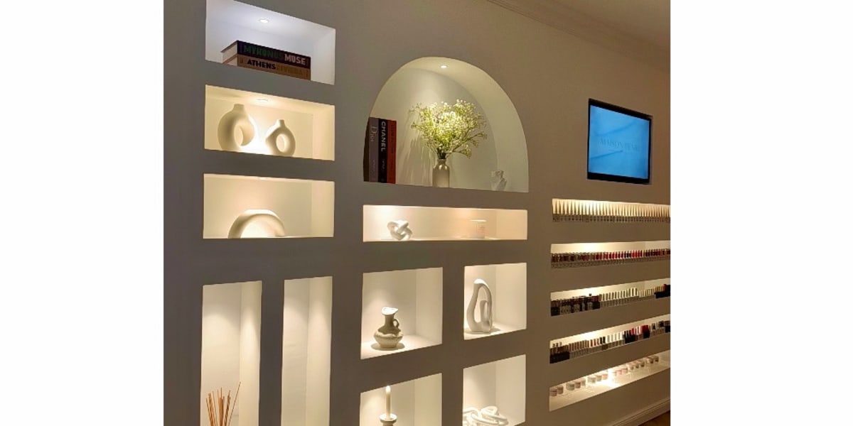 MAISON HENRI | MAISON DE BEAUTÉ FRANÇAISE - Sourcils & cils Nice - Photo de couverture - OneBooking