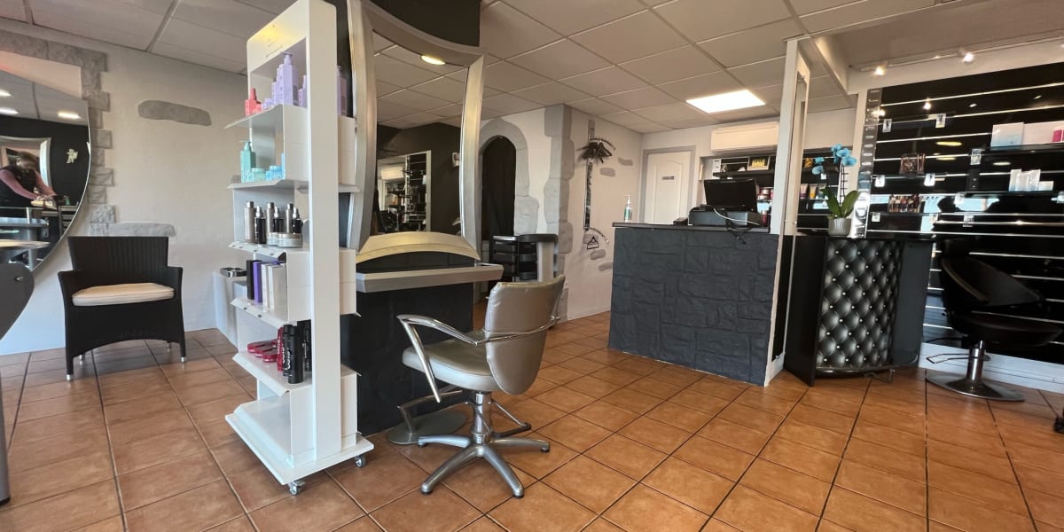 L'instant coiffure Studio - Coiffure Canet-en-Roussillon - Photo de couverture - OneBooking