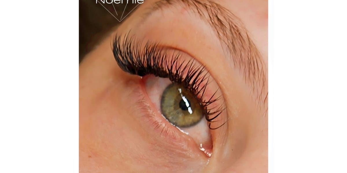 Atelier Beauté de Noémie - Coiffure Lagord - Photo de couverture - OneBooking