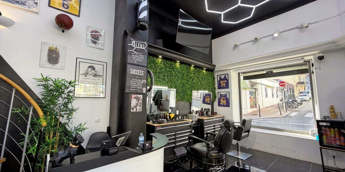 Fade and Cutz - Coiffure Cannes - Photo de couverture - OneBooking