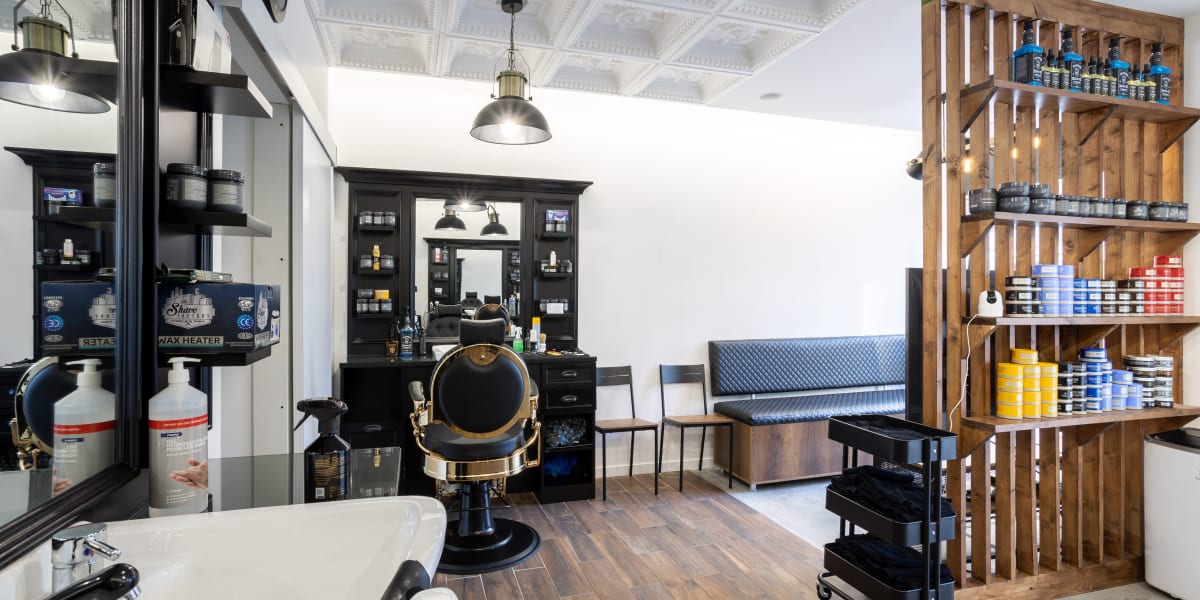 La maison du Barber - Barbier Villeurbanne - Photo de couverture - OneBooking