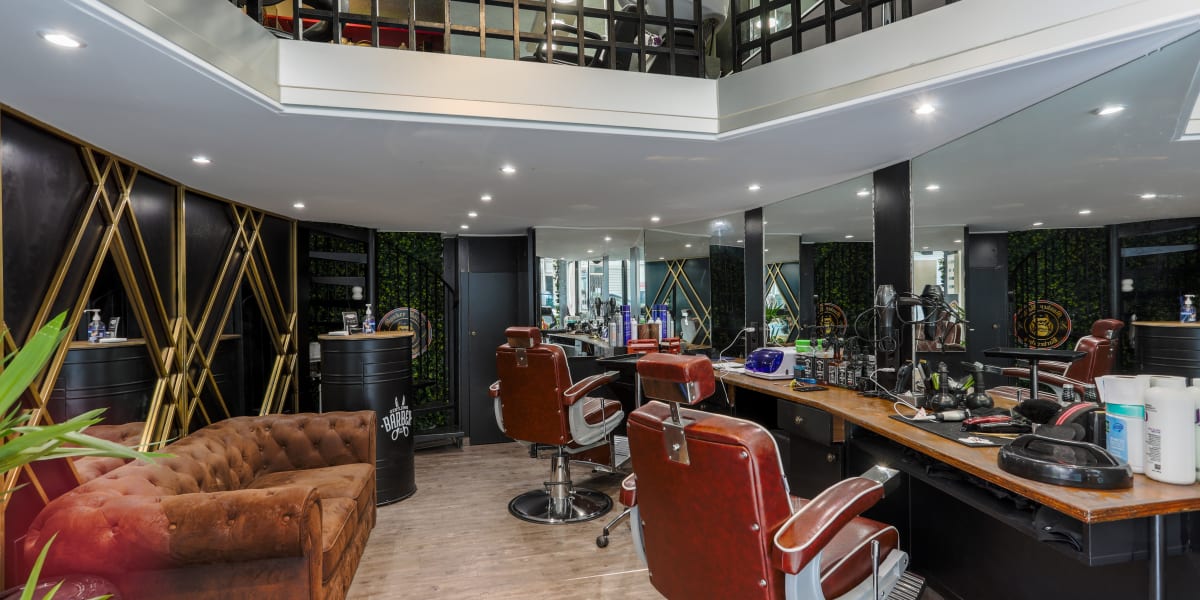 The Monkey Barber - Coiffure Nice - Photo de couverture - OneBooking