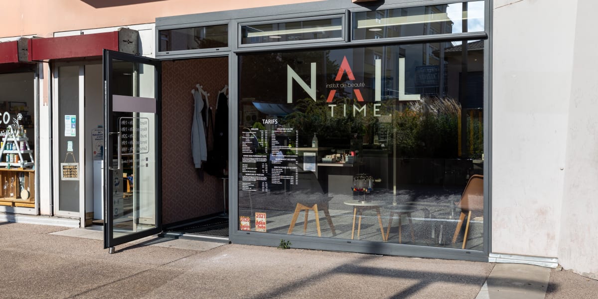 Nail Time Colmar by NBC - Sourcils & cils Colmar - Photo de couverture - OneBooking