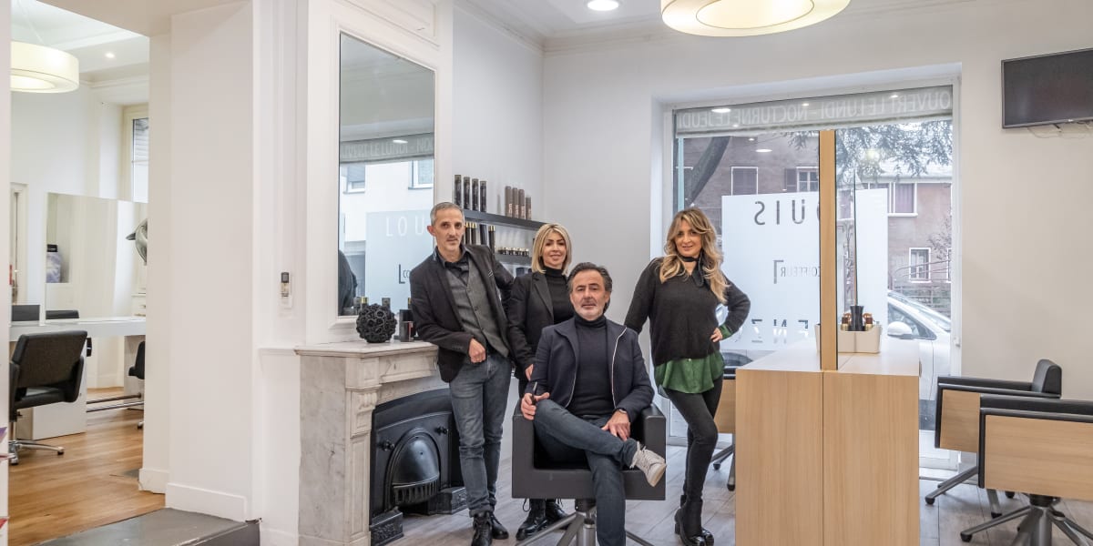 Louis Lorenzo - Coiffure Tassin-la-Demi-Lune - Photo de couverture - OneBooking