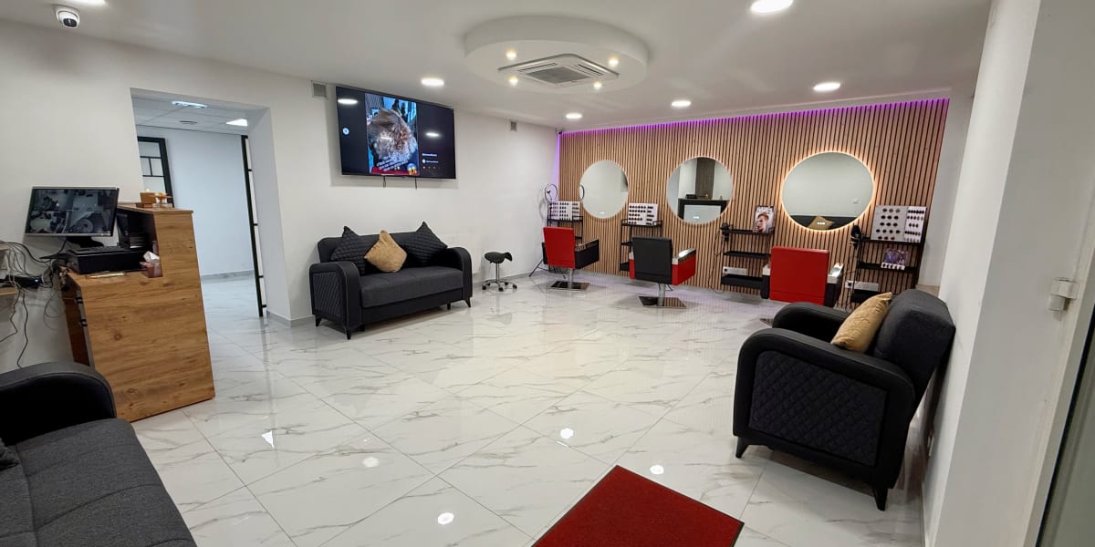 Janna Coiffe - Coiffure Strasbourg - Photo de couverture - OneBooking