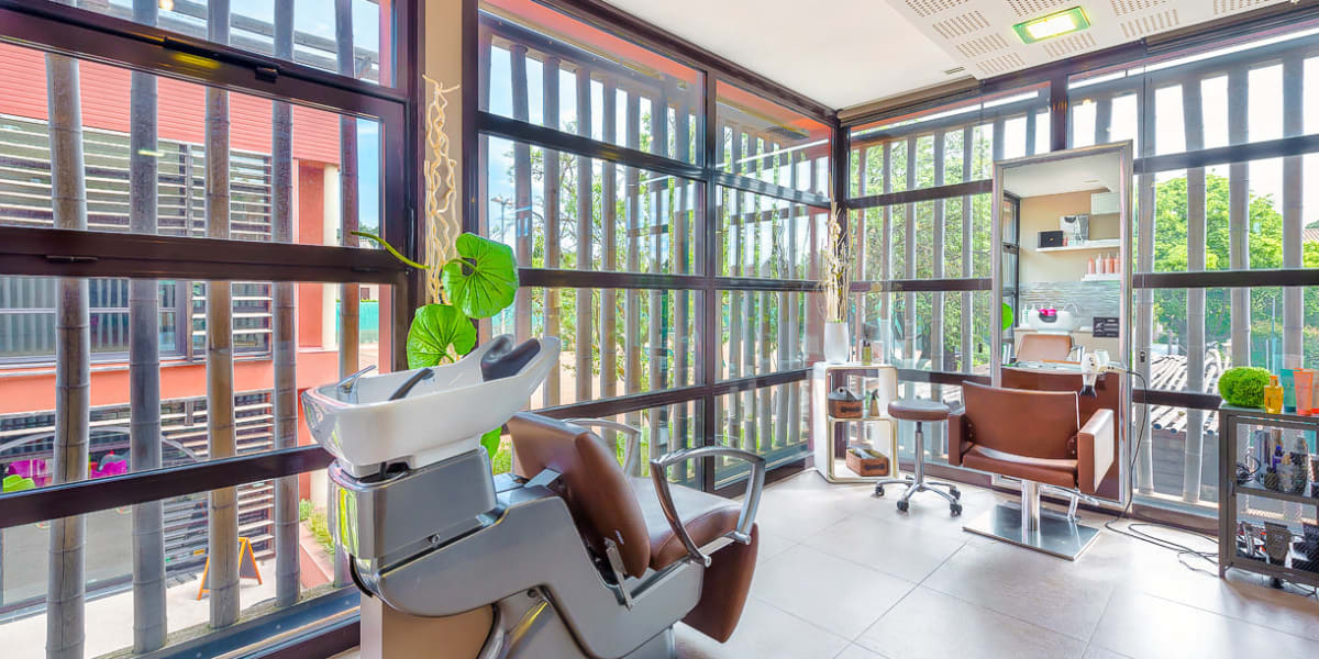ARTISAN COIFFEUR - LE SALON SD - ( Dans le CLUB 7 ) - Coiffure Montpellier - Photo de couverture - OneBooking
