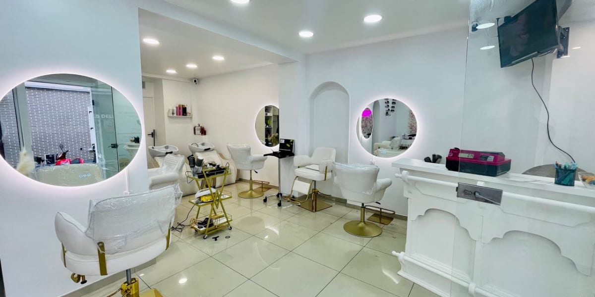 Eleganza paris - Sourcils & cils Clichy - Photo de couverture - OneBooking