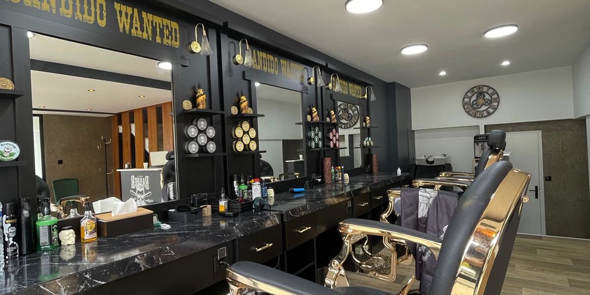 BARBER TALL - Sourcils & cils Quimper - Photo de couverture - OneBooking