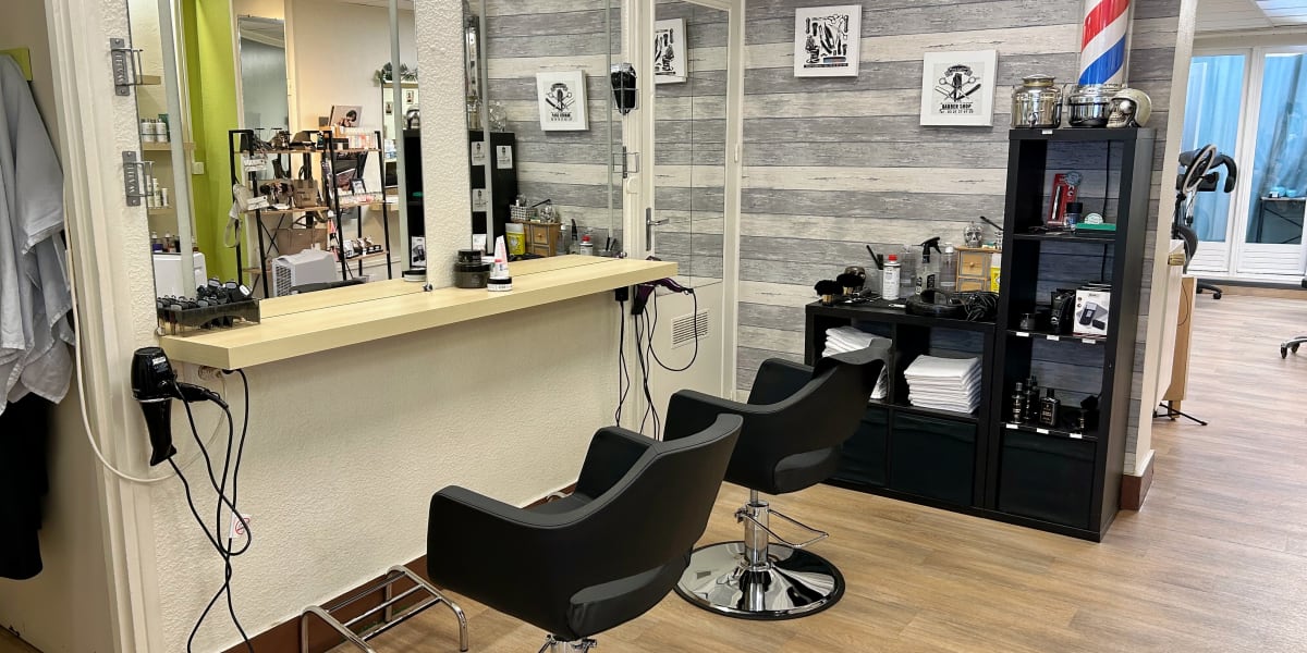 Motif Coiffure - Coiffure Oignies - Photo de couverture - OneBooking