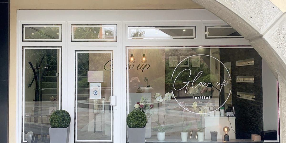 Glow up - Institut de beauté Saint-Julien-en-Genevois - Photo de couverture - OneBooking