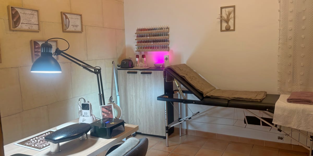 Institut Beautyness - Sourcils & cils Arles - Photo de couverture - OneBooking