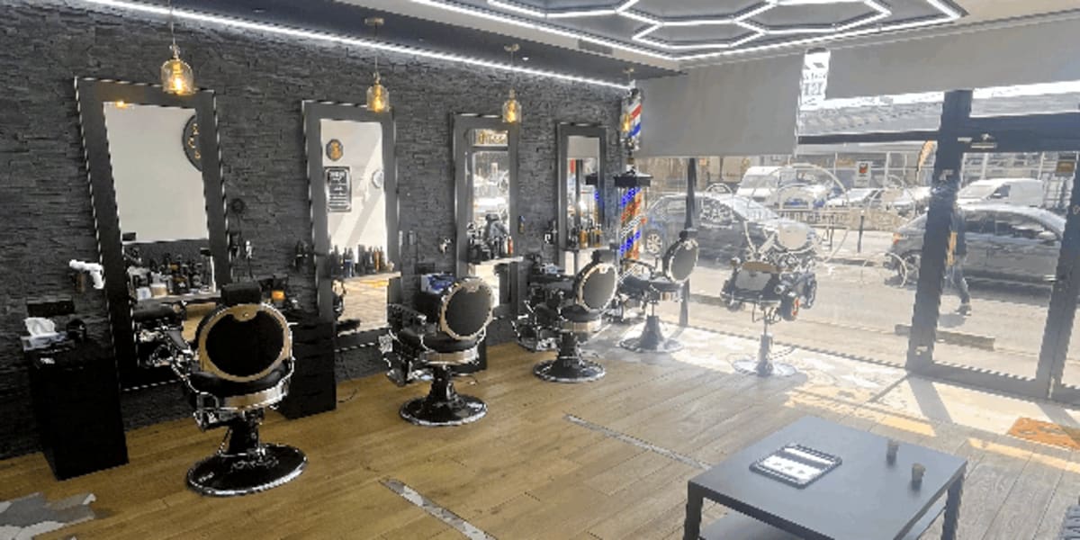 Salon de coiffure Grand Paris - Mixte & Barber Shop - Coiffure Champigny-sur-Marne - Photo de couverture - OneBooking