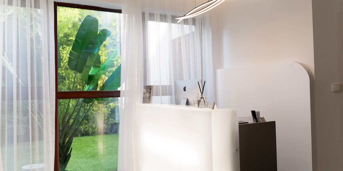 The Institut Laser Électrolyse Skin - Sourcils & cils Vaulx-en-Velin - Photo de couverture - OneBooking