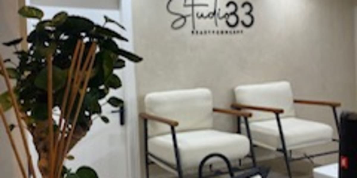 Studio 33 - Sourcils & cils Saint-Herblain - Photo de couverture - OneBooking