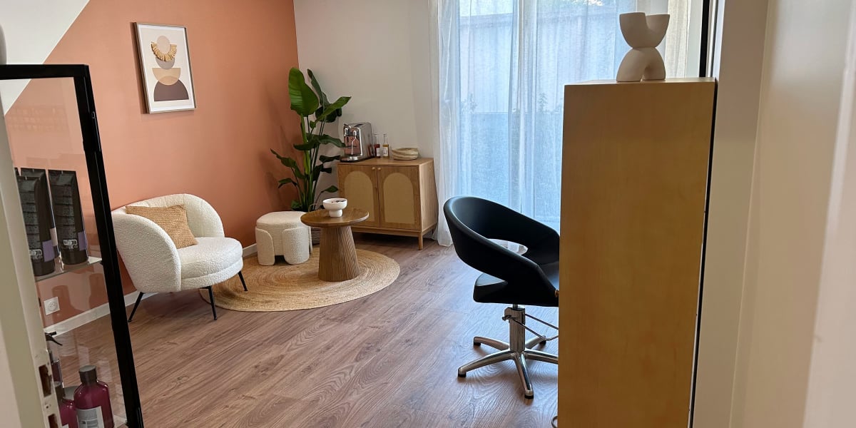L’Appart Eva - Coiffure Dijon - Photo de couverture - OneBooking