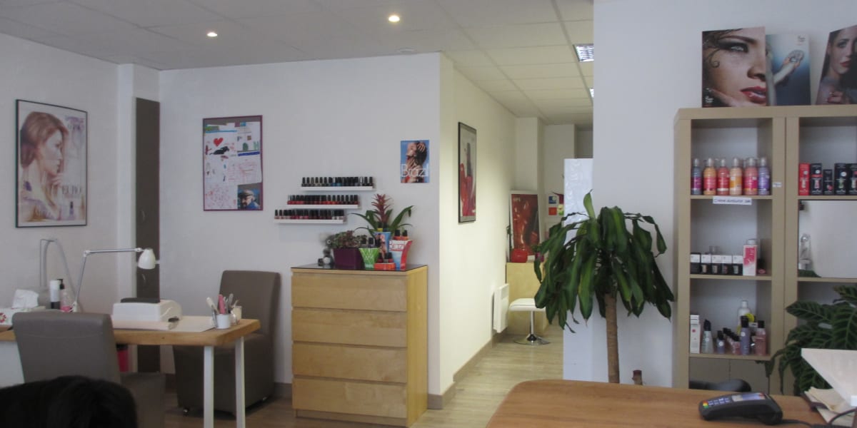 Charlotte Fée Des Ongles - Onglerie Brest - Photo de couverture - OneBooking