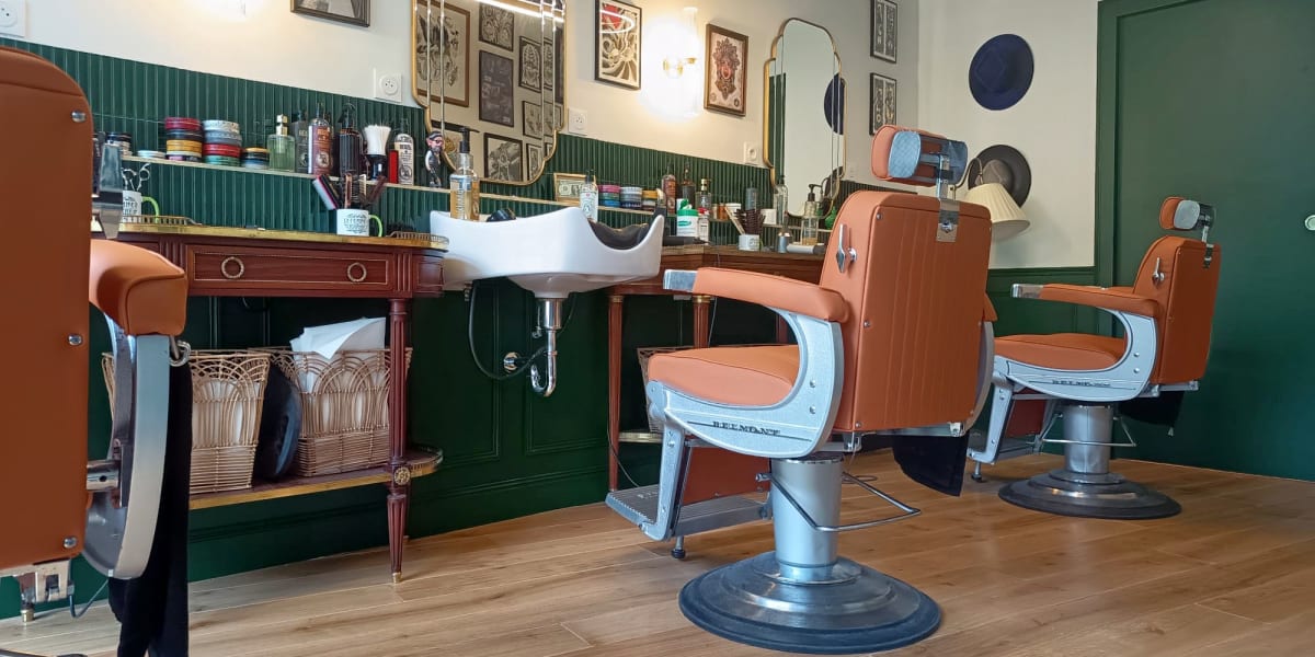 La Femme à Barbe Saint-Hélier - Barbier Rennes - Photo de couverture - OneBooking