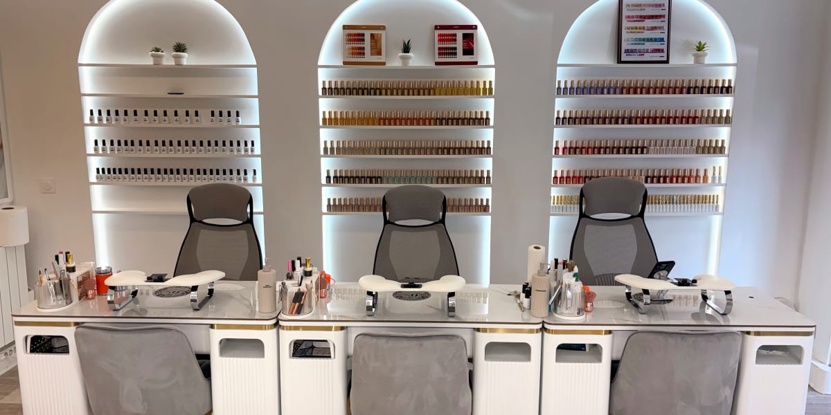 VNails - Onglerie Versailles - Photo de couverture - OneBooking