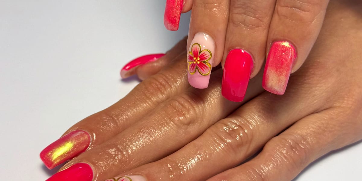 Latelier des ongles - Coiffure Alès - Photo de couverture - OneBooking