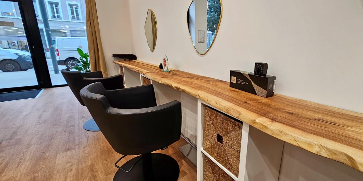 Le Salon De Jessica - Coiffure Villeurbanne - Photo de couverture - OneBooking