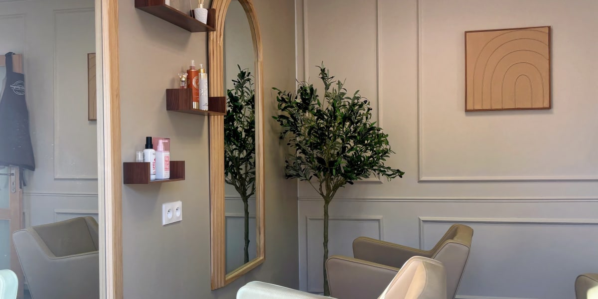 Lili Nails x Hairlissforyou - Coiffure Avignon - Photo de couverture - OneBooking