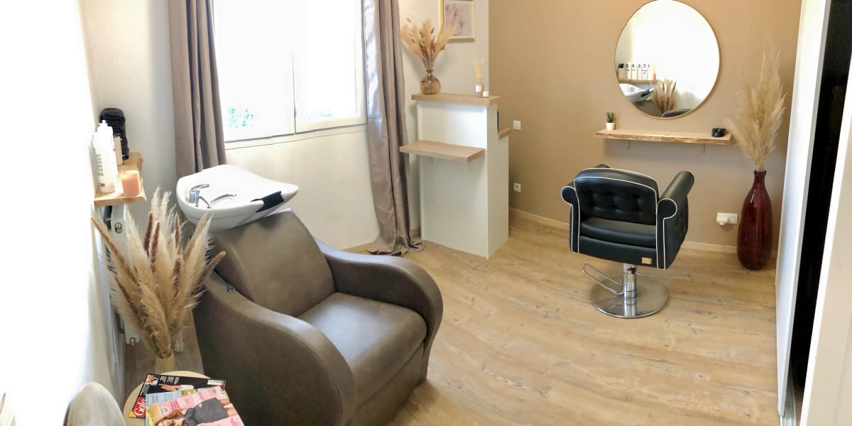 L'atelier Beauté de Justine - Coiffure Ustaritz - Photo de couverture - OneBooking