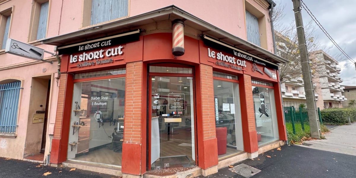 Le Short Cut - par Olivier Delabre - Coiffure Toulouse - Photo de couverture - OneBooking