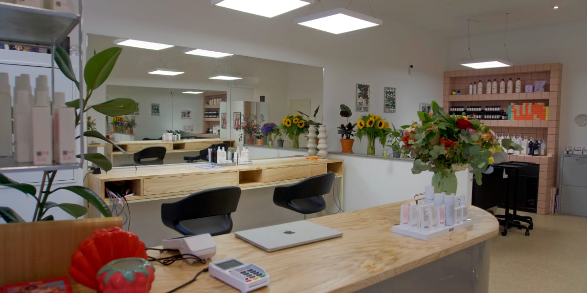Bob - coiffeuses coloristes - Coiffure Toulouse - Photo de couverture - OneBooking