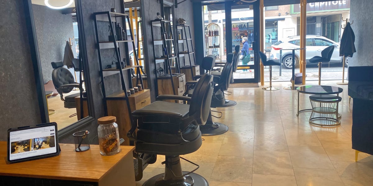 HERMOSO HOMBRE - BARBER - Barbier Valence - Photo de couverture - OneBooking